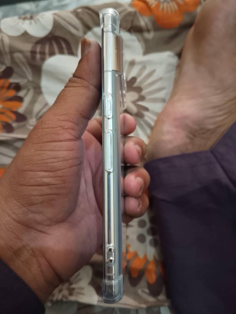Google Pixel 7 Pro 6