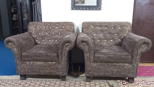11-Seater Sofa Set for Sale Excellent Condition – Rs. 150,000
