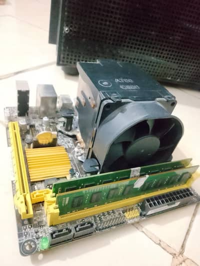 ASUS 4TH GEN MOTHERBOARD WITH PACKAGE
