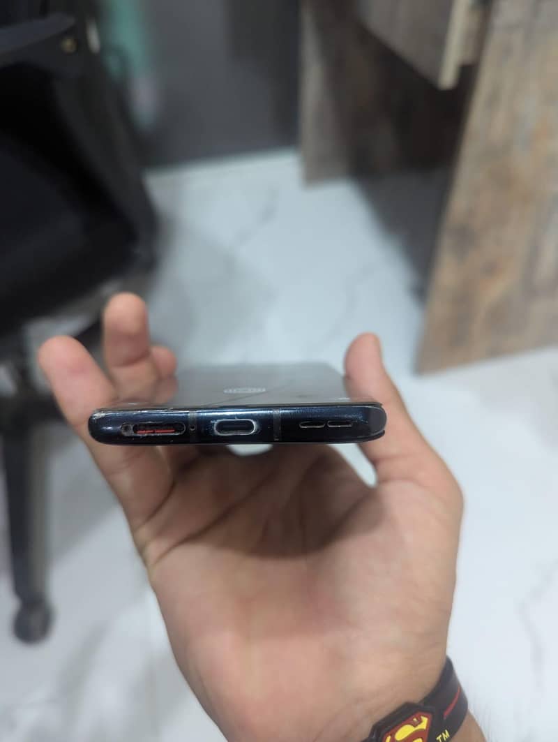 One Plus 8 Pro 5