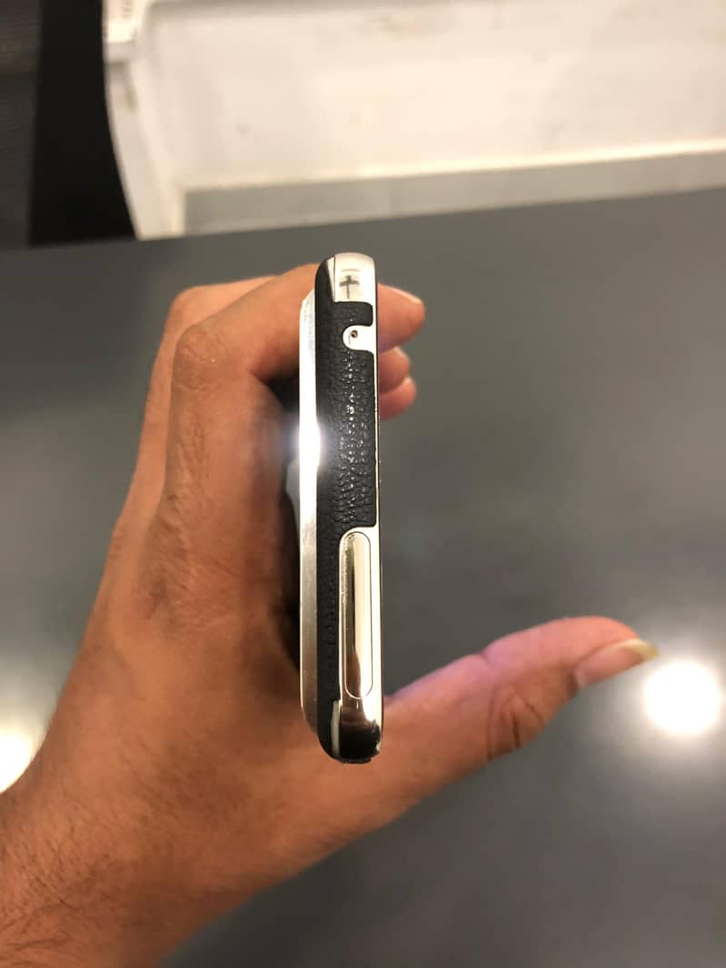 Google Pixel 8 Pro 2