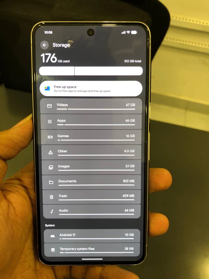 Google Pixel 8 Pro 4