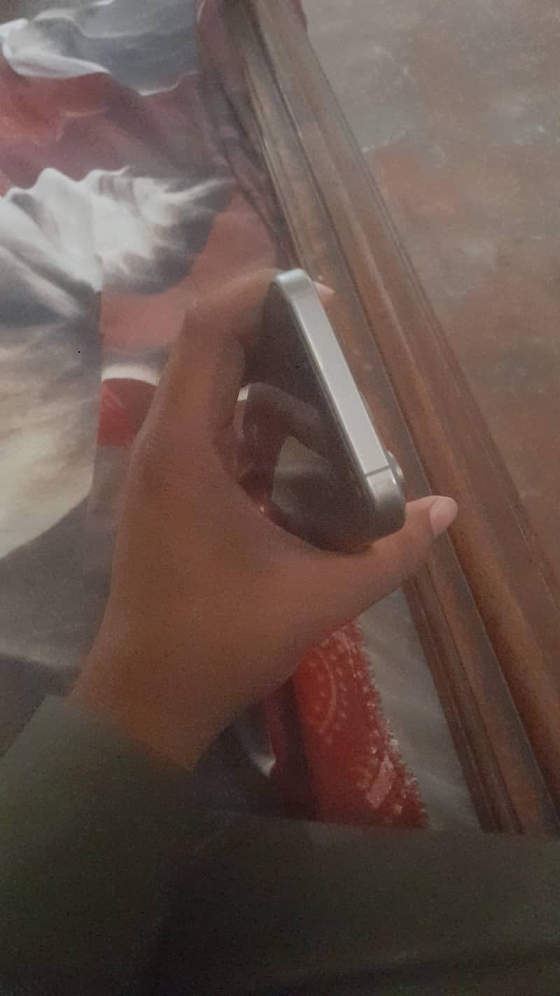 Apple iPhone 15 Pro Max 8
