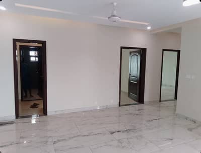 10-Marla 3-Bedroom's Tile Flooring ( Apartment | Flat ) For Rent | Askari 10 Lahore Cantt | @nusratestate