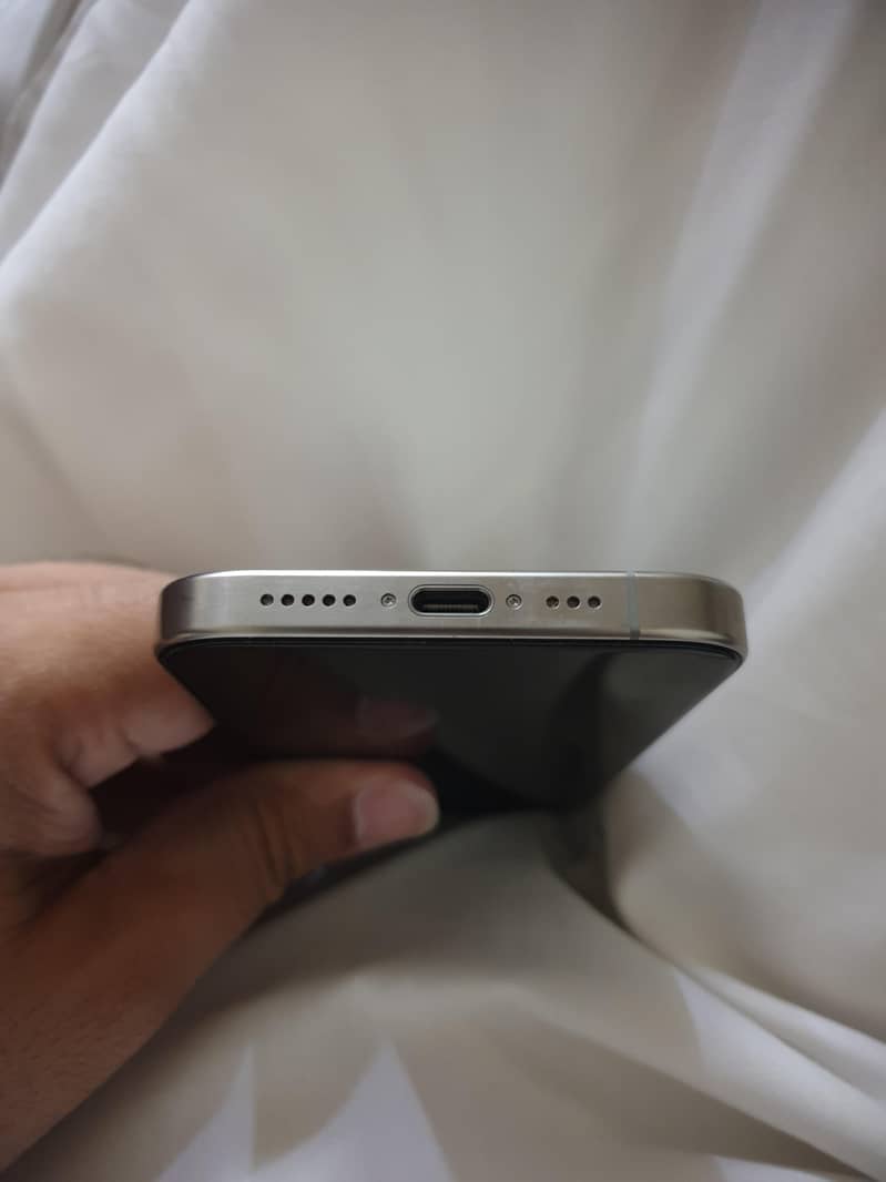 Apple iPhone 15 Pro 5