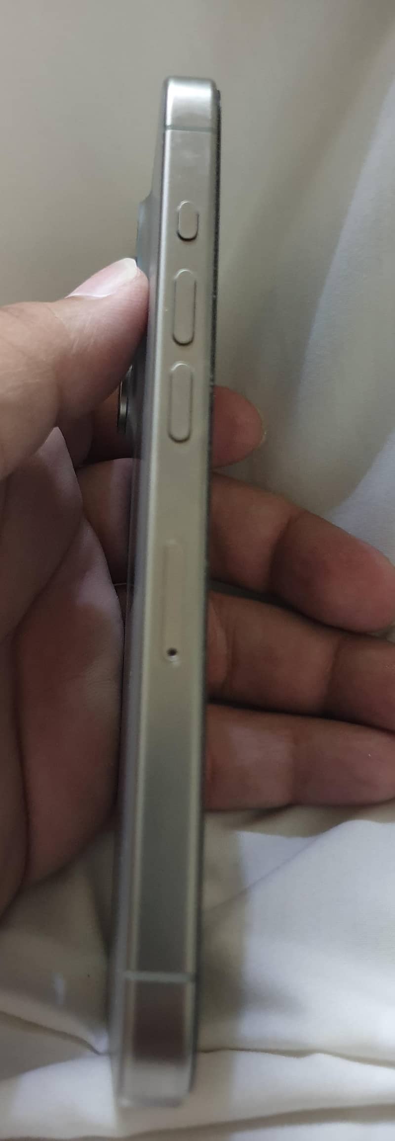 Apple iPhone 15 Pro 6