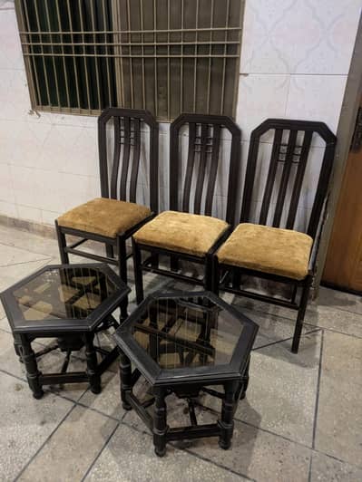 SIDE TABLES AND CHAIRS 3 CHAIRS AND 2 SIDE TABLES