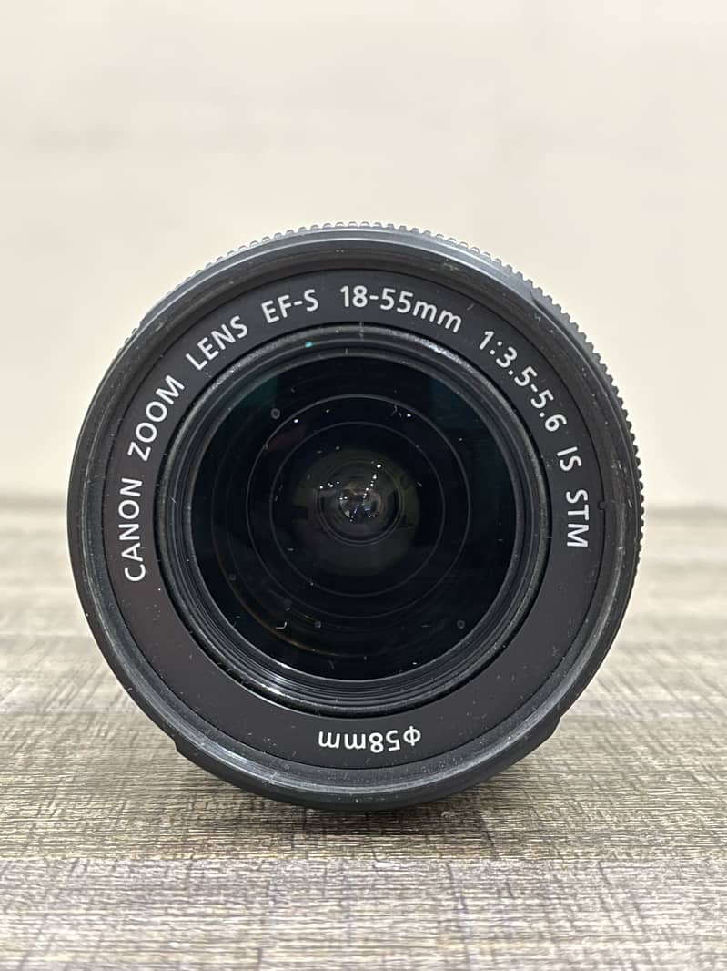 Canon EOS 700D 3