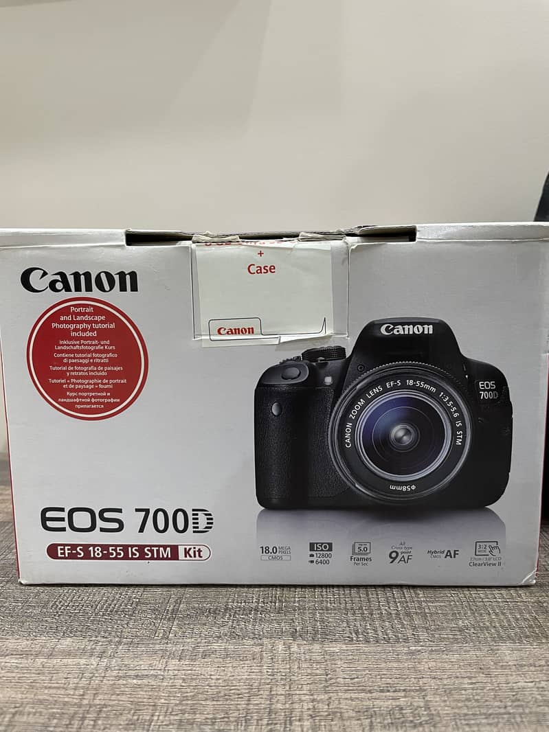 Canon EOS 700D 12