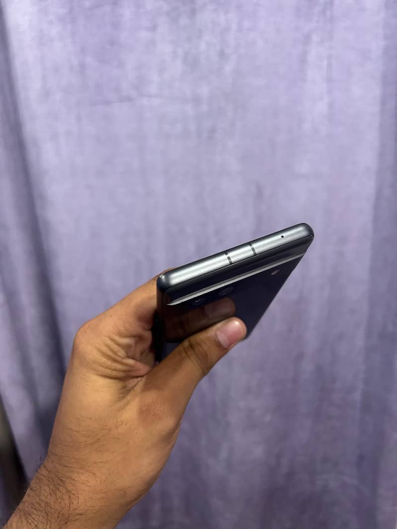 Google Pixel 7a 5