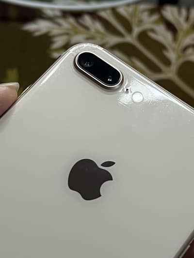 Apple iPhone 8 Plus