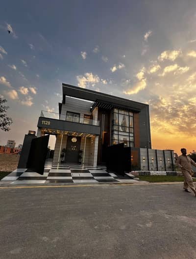 10 Marla Plot For Sale Tulip Extension Block, Park View City Lahore