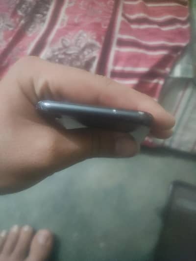 Apple iPhone 7