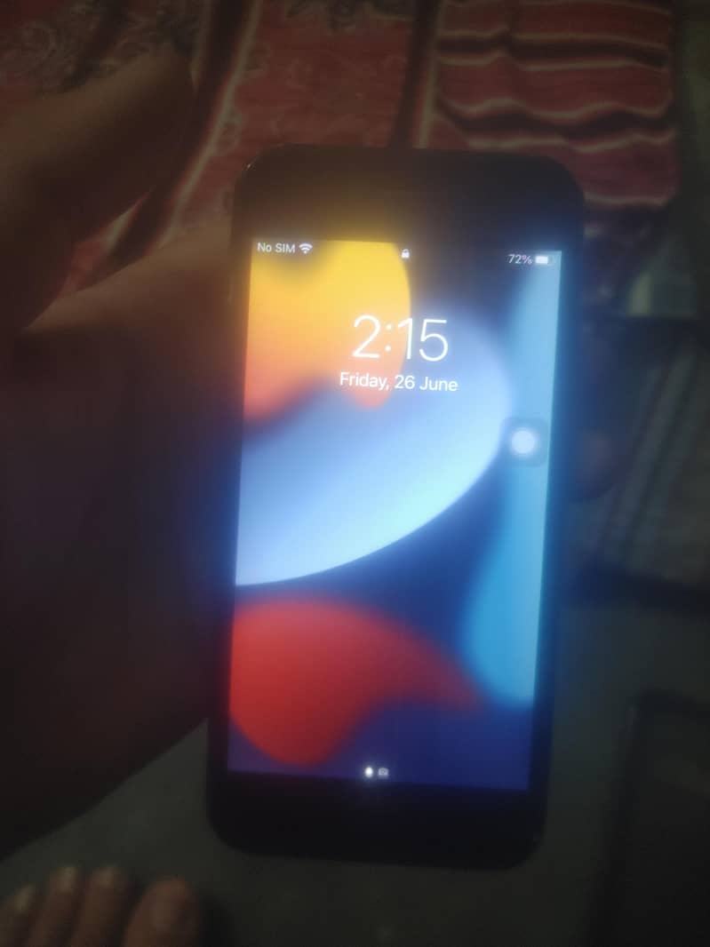 Apple iPhone 7 3