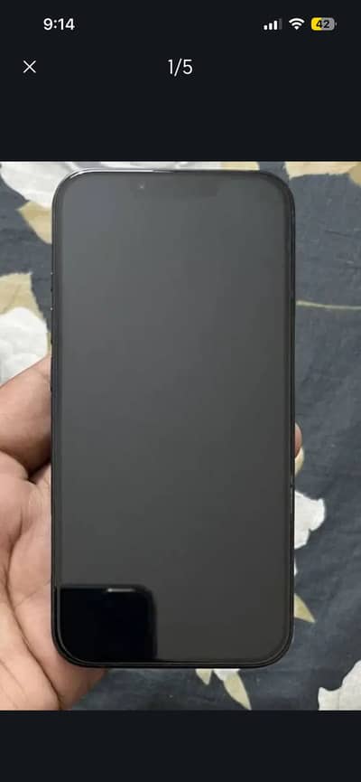 Apple iPhone 13