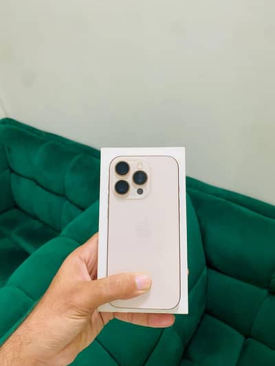 Apple iPhone 16 Pro