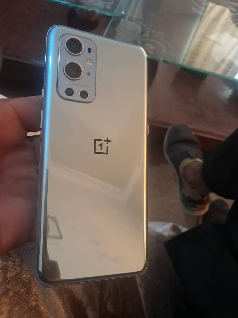 One Plus 9 Pro 0