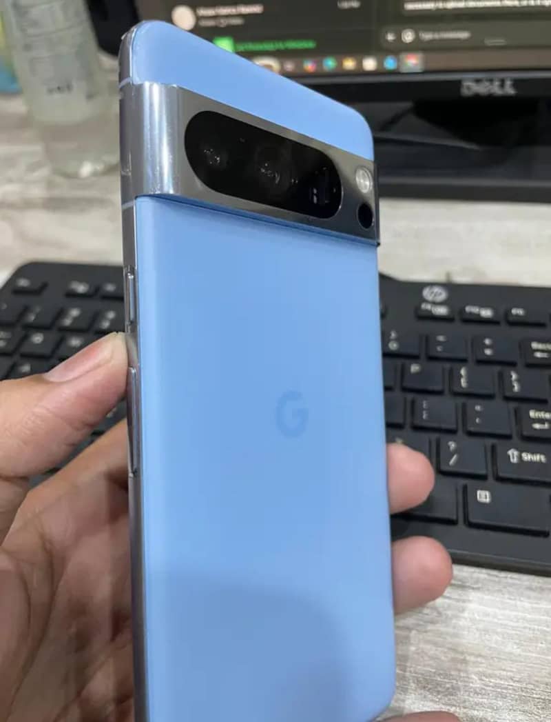 Google pixel 8 pro 1