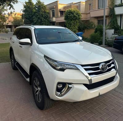 Toyota Fortuner 2.8 Sigma 4