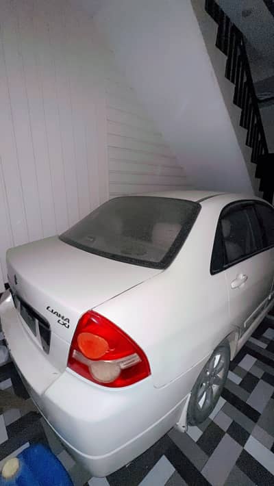 Suzuki Liana 2010