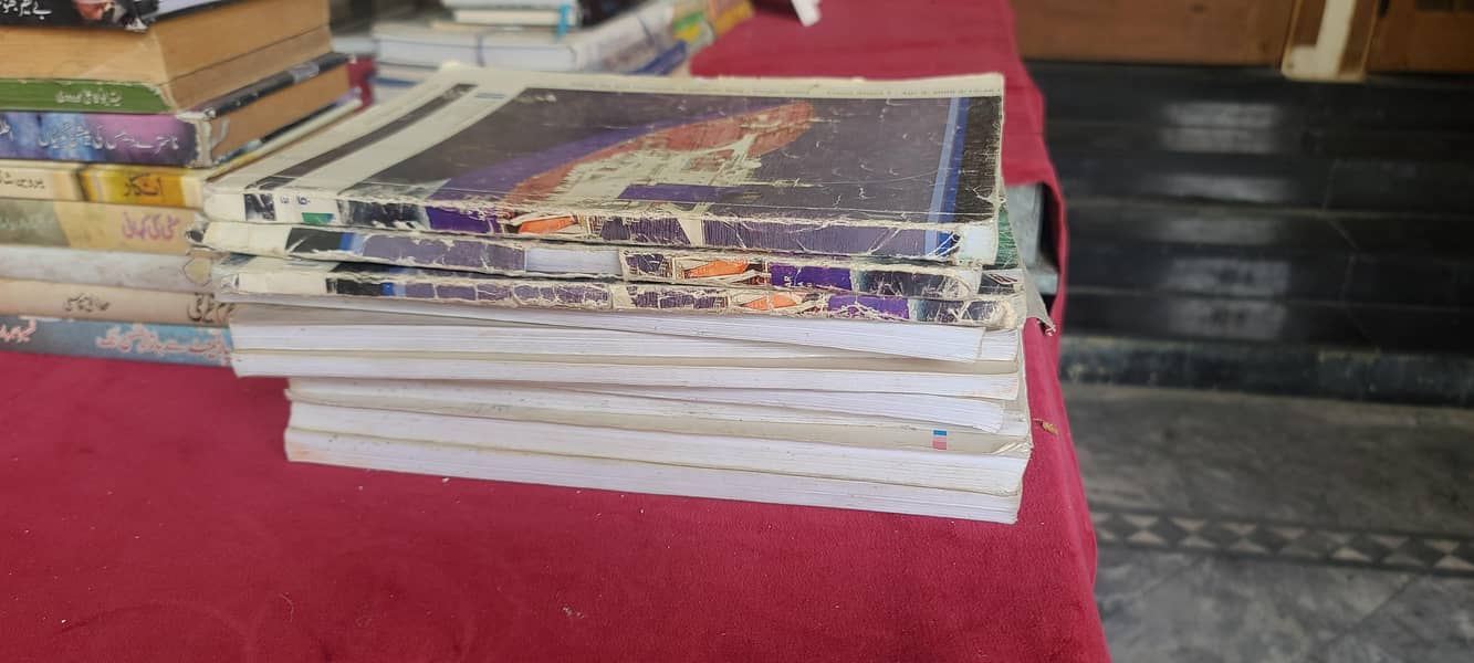 اپنی زاتی کولیکشن کی کتابیں سیل کرنی ہیں۔ 19