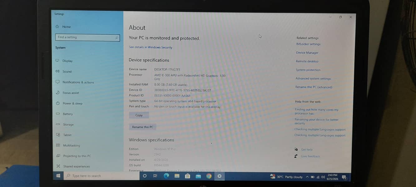 HP 2000 AMD E-300 0