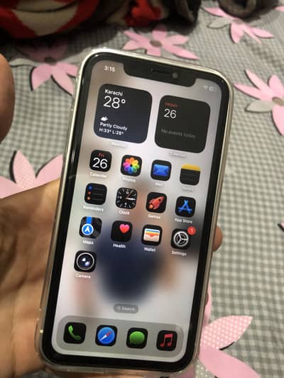 Apple iPhone 11