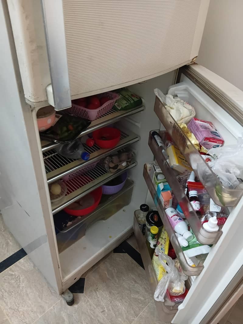 Dawlance fridge 1