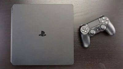 Ps4 slim 9/10 condition