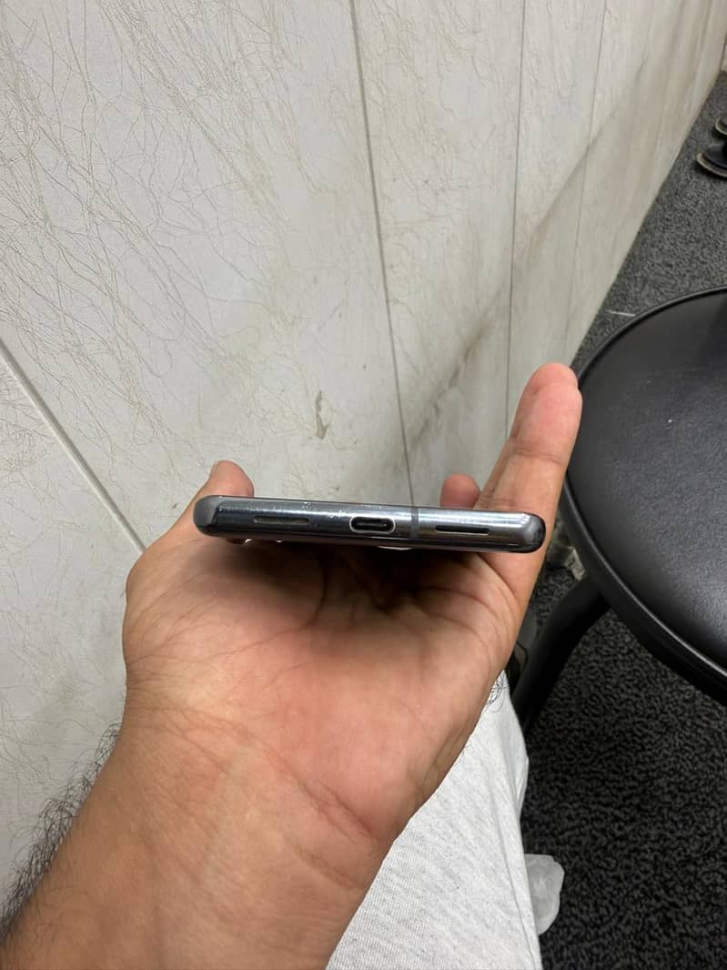 Google Pixel 7 Pro 4