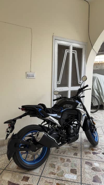 Super Star 200r Special Edition (Like Brand New)