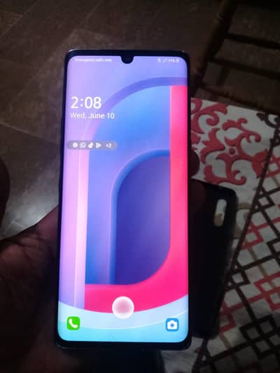 LG Velvet 5G curve display