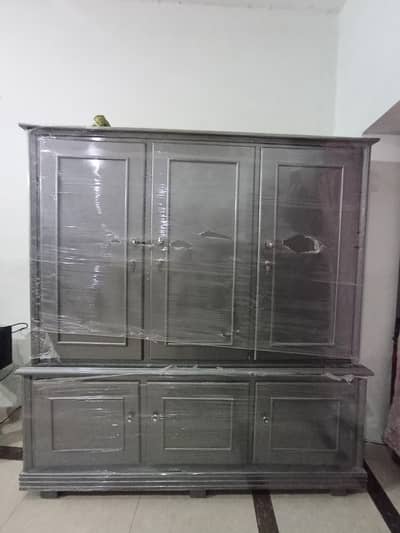 Brand New 3 Door Full size Wardrobe/ Almari 10/10 Condition