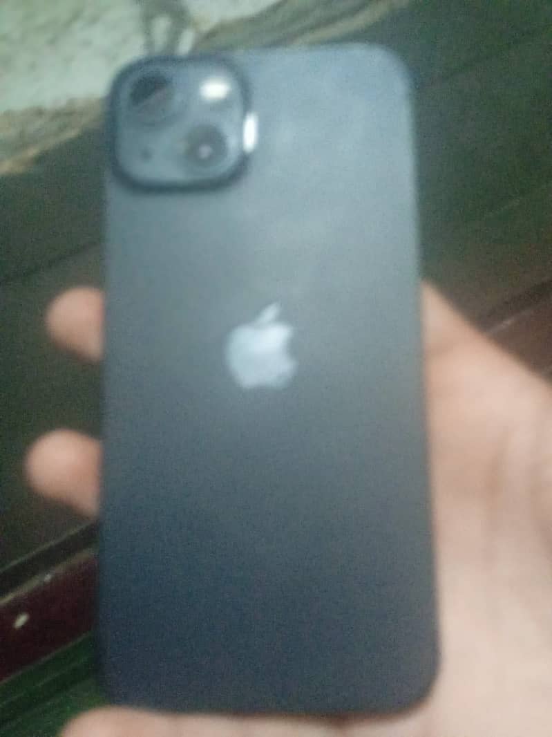 Apple iPhone 13 8