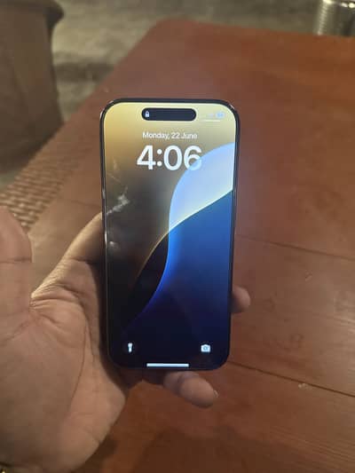 Apple iPhone 16 Pro