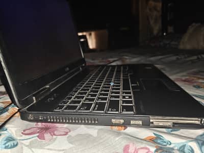 Urgent sale DELL LATITUDE i7 5th gen 16 gb RAM Nvme 128gb