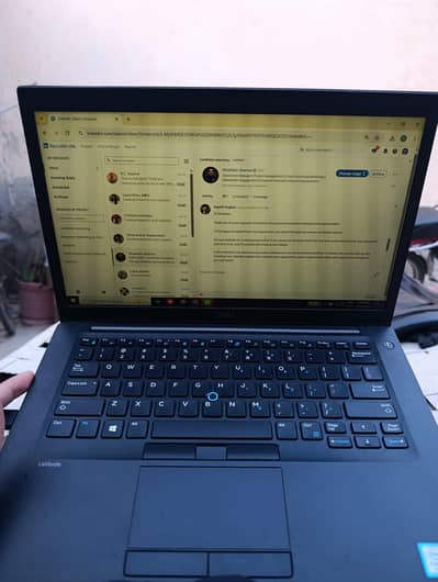 Dell i7 6 th gen laptop 8/256 New condition