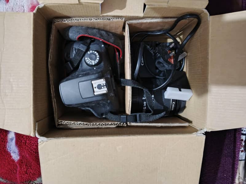 CAMERA CANON EOS 4000D 5