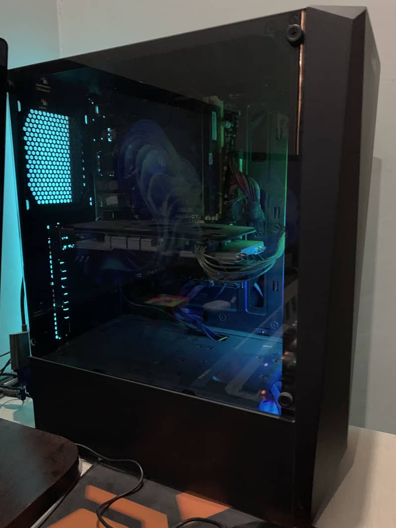 Gaming PC & setup 1