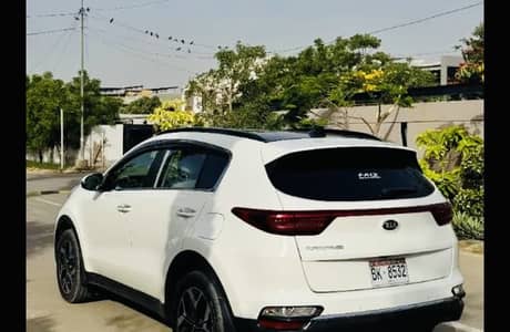 KIA Sportage 2022 fwd good condition
