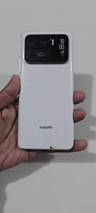 12•256gb ha or all phone ok ha bs ek line ha