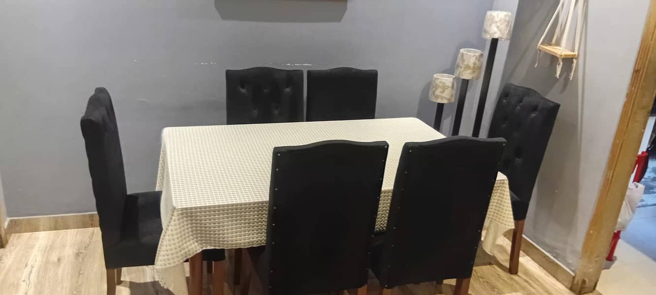 Dining table with chairs 3