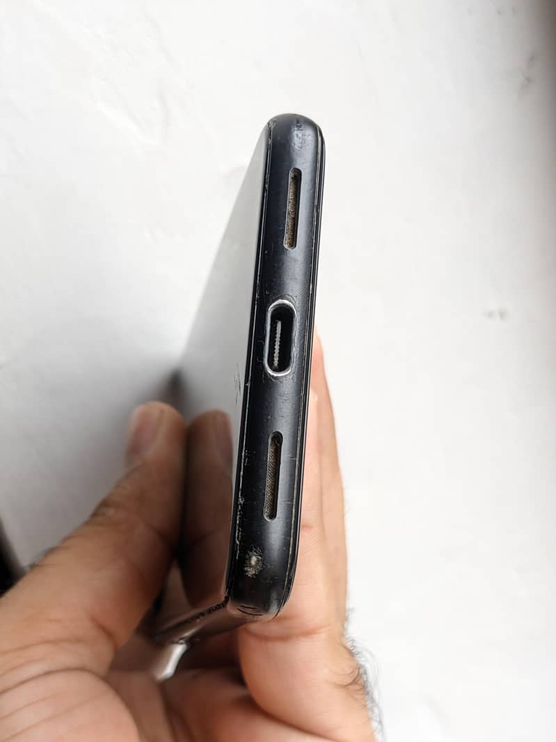 Google Pixel 4 3