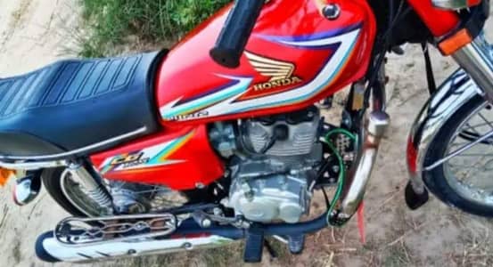 Honda 125cc urgent for sale/03487390292