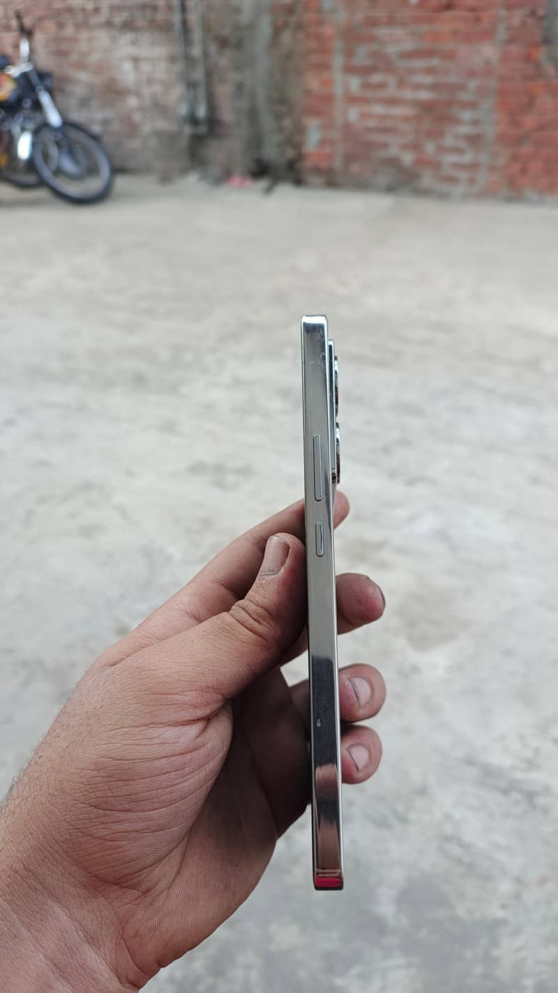 Infinix Note 40 3