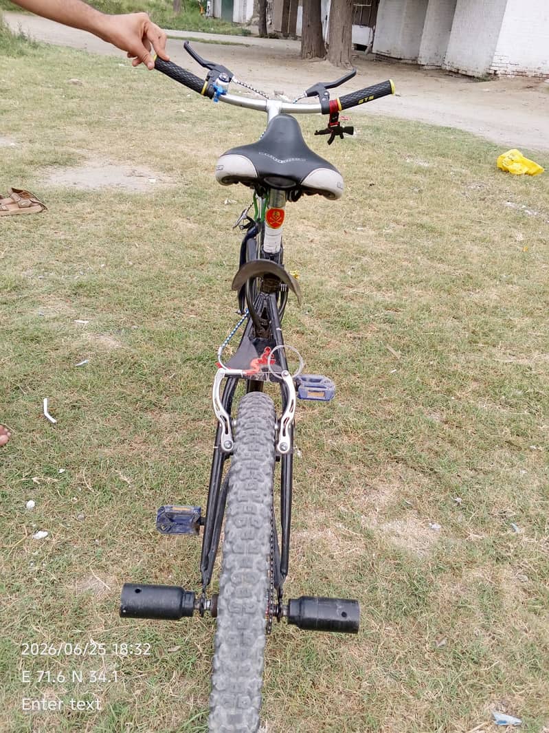 CRAZY CYCLE 4