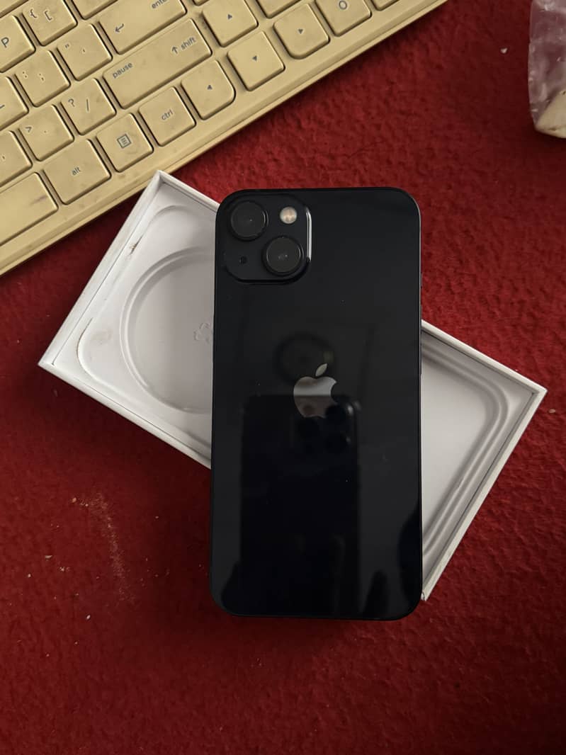 Apple iPhone 13 3