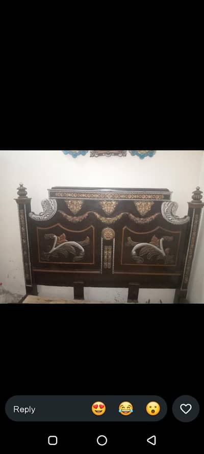 bed or almari for sale