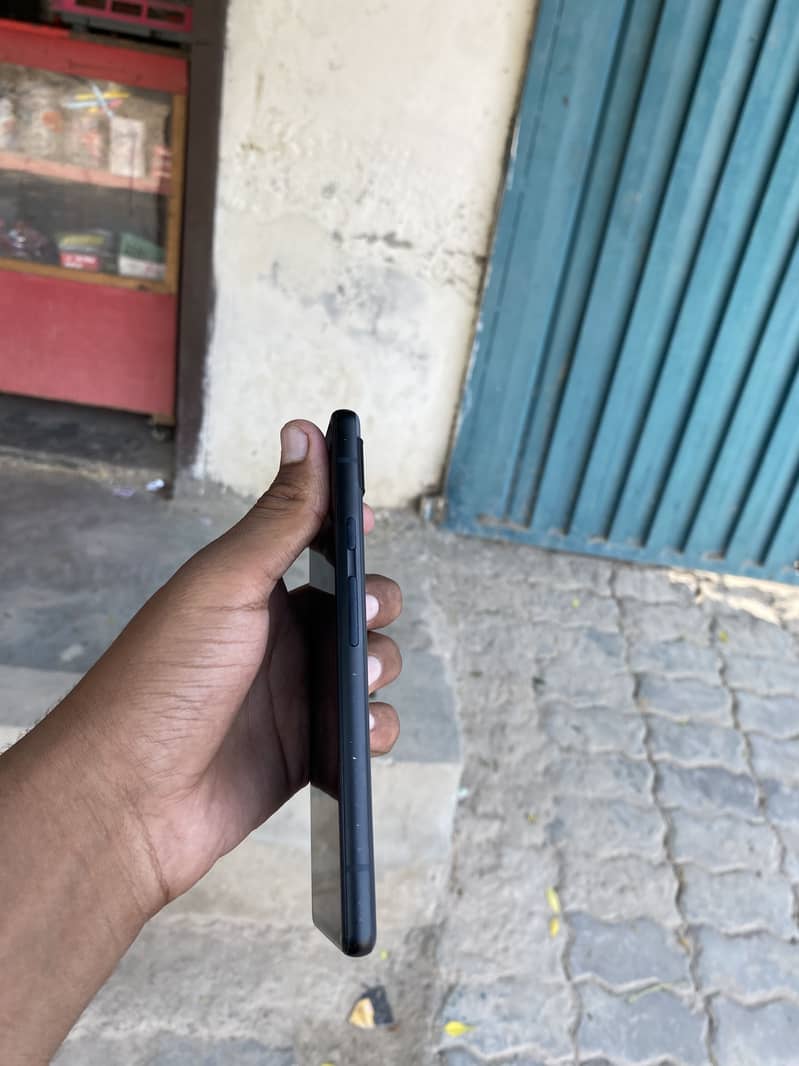GOOGLE-Pixel 6a/- 4