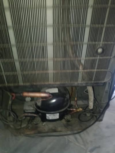 good condition but slow Colling new compraisor